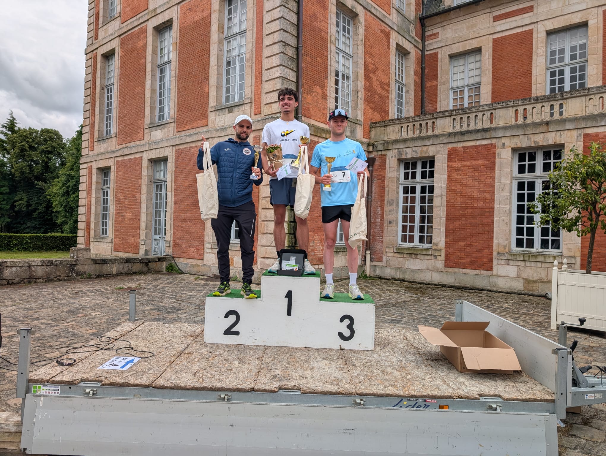 WhatsApp Image 2025-06-07 at 12.28.22 (2)